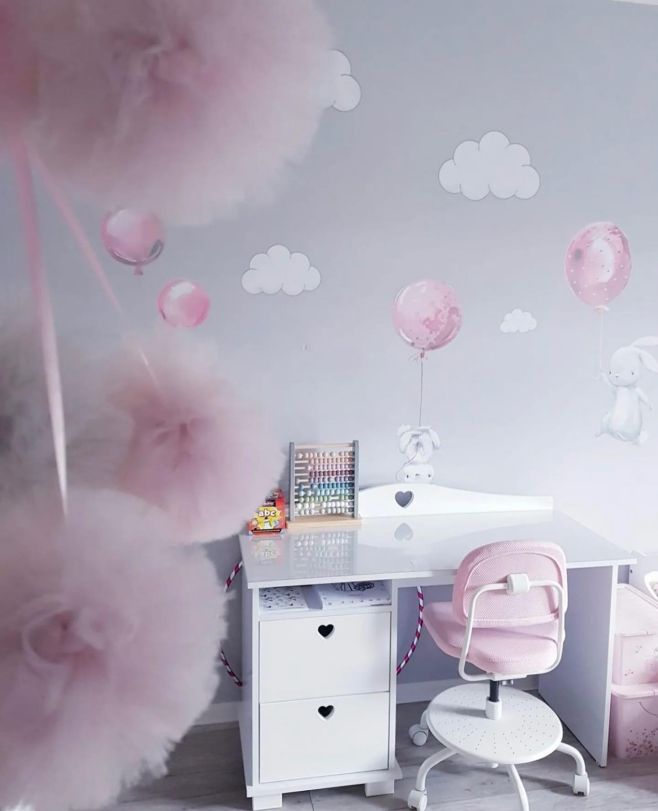 Psací stůl je neocenitelný kus nábytku, který provází naše děti po celou jejich rozvojovou cestu! Učí se psát, první...